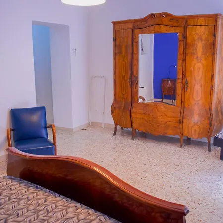 Spira Mirabilis 3* Naples